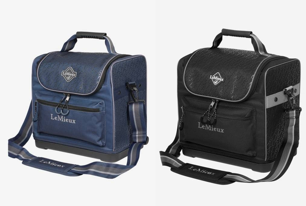 Lemieux Elite Pro Sac De Toilettage Noir En LeMieux | Sac De Pansage Elite Pro - Noir - 1000 Sabots Le Mieux Grooming Bag Alpine Lemieux Elite Pro Sac De Toilettage Noir En LeMieux | Sac De Pansage Elite Pro - Noir - 1000 Sabots Le Mieux Grooming Bag Alpine