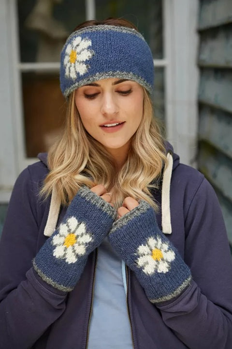Pachamama Daisy Handwarmer