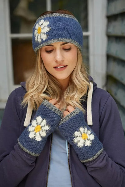 Pachamama Daisy Handwarmer