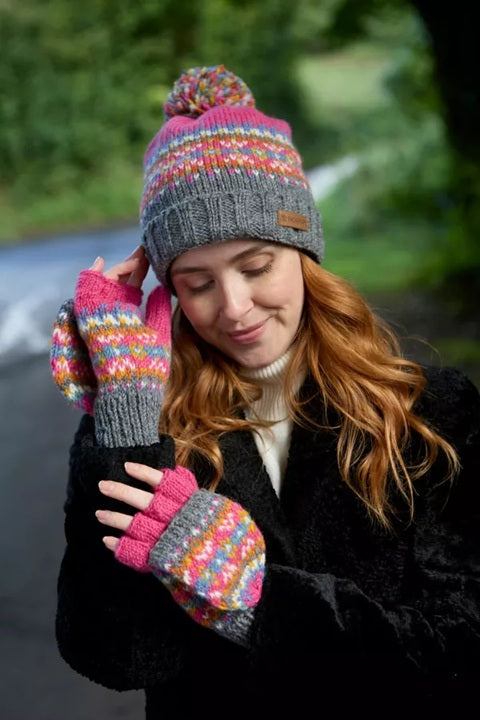 Pachamama Iona Roll Back Bobble Beanie