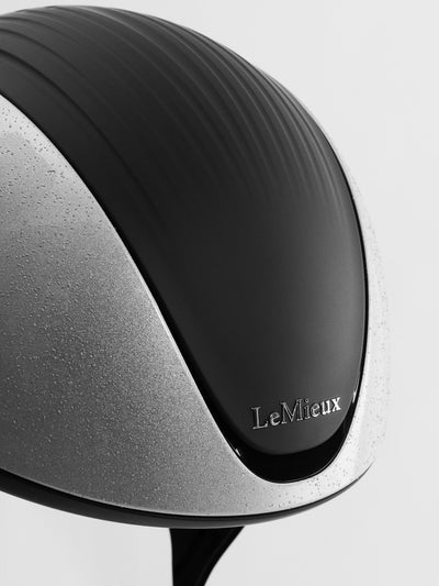 LeMieux Vexa Skull