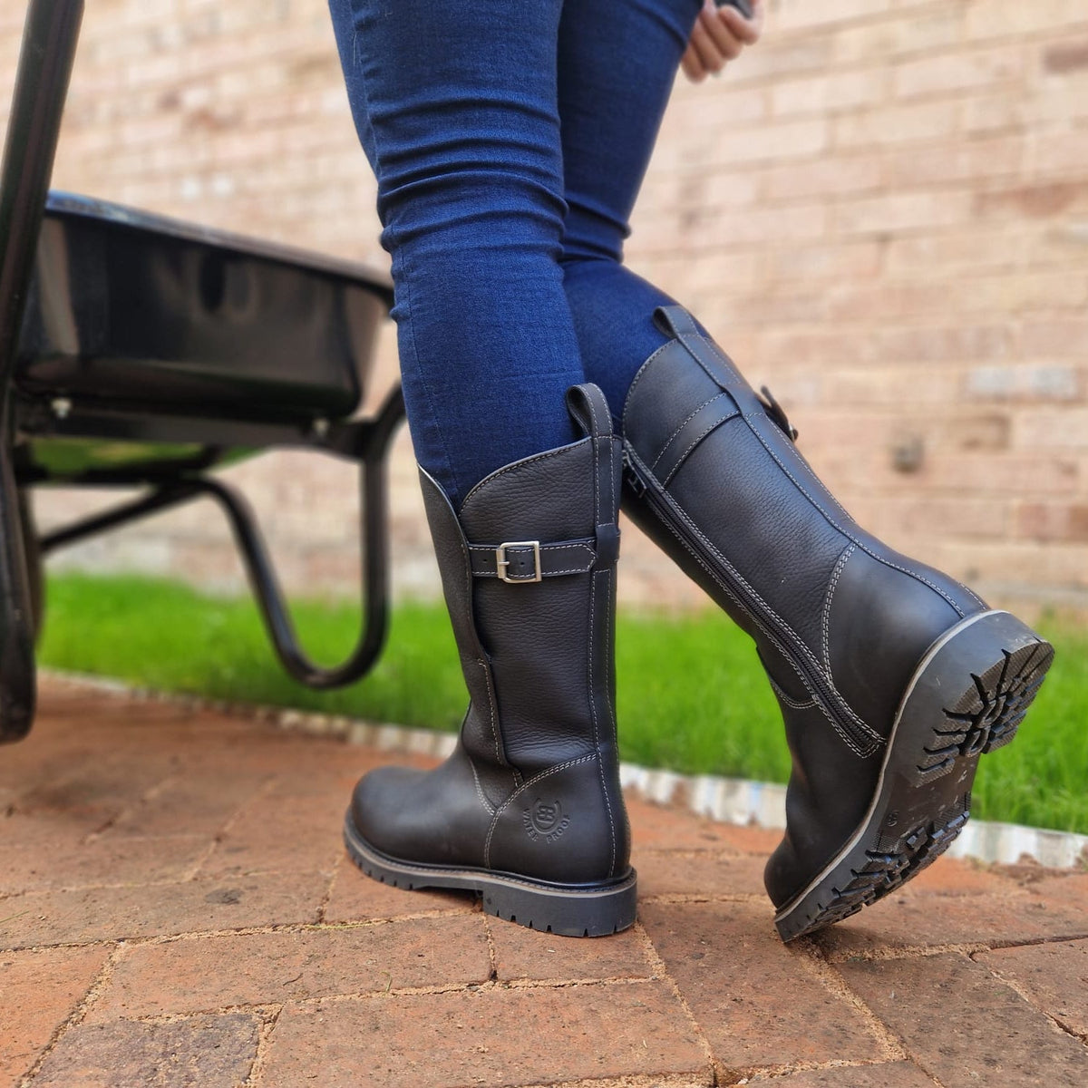 Quebec Waterproof Zip Up Mid Calf Boots - Black