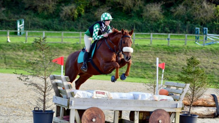 Suzannah Stevens in her emerald green and white checked Event shirt and Superior Lycra cap.